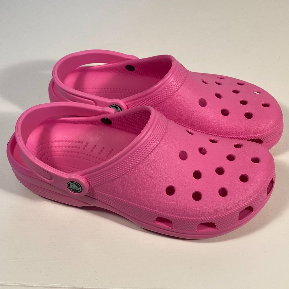Crocs Classic Pink Croslite Clogs Women Size 10